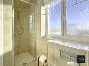 Photo 22- click for photo gallery